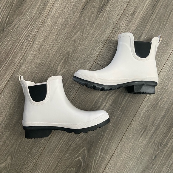 White Hey Girl rain boots - Picture 1 of 3